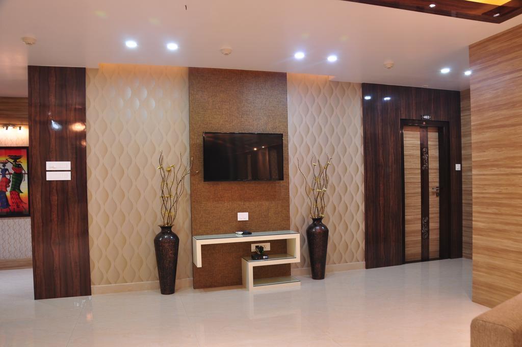 Awesome Palace Hotel Guwahati Luaran gambar