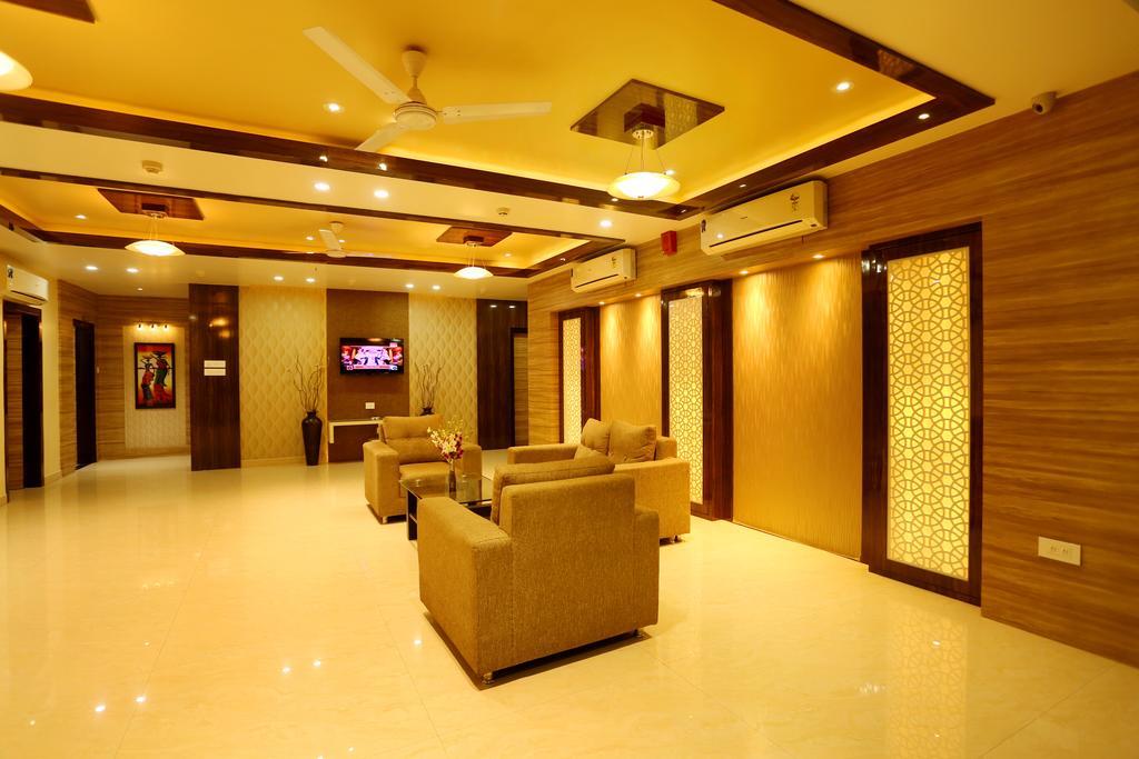 Awesome Palace Hotel Guwahati Luaran gambar